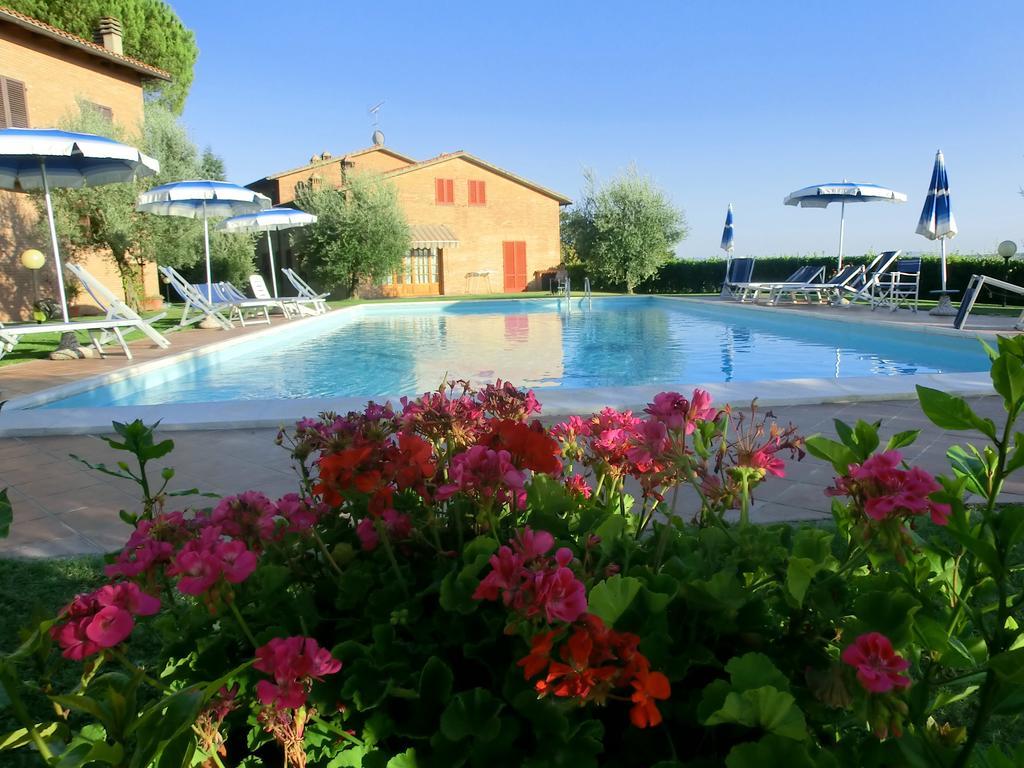 Agriturismo Azienda Agricola La Roccaia San Gimignano Exterior photo