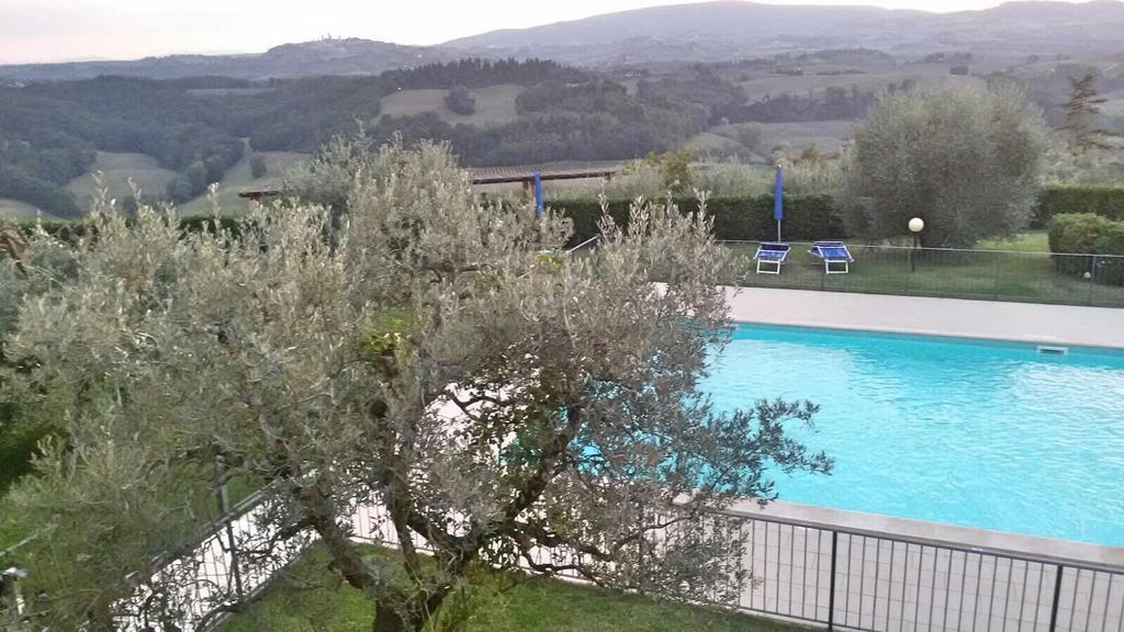 Agriturismo Azienda Agricola La Roccaia San Gimignano Exterior photo